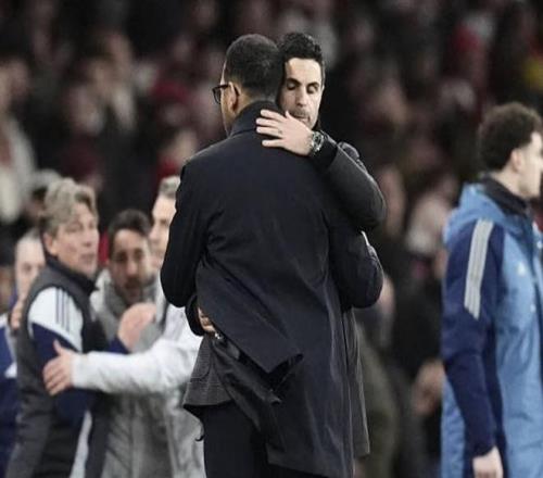 香港跑鞋市,场双雄策略,各异,中彩网,彩票平台,在线购彩,彩票投注,彩票服务